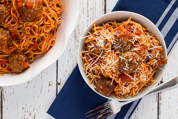Classic Spaghetti & Meatballs